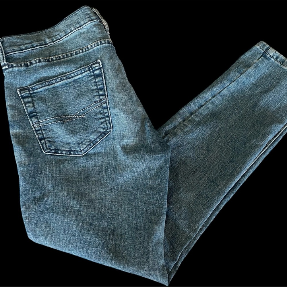 Levi’s Strauss & Co skinny jeans